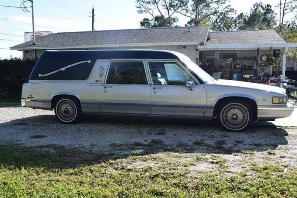 1991 cadillac fleetwood victoria s s 12