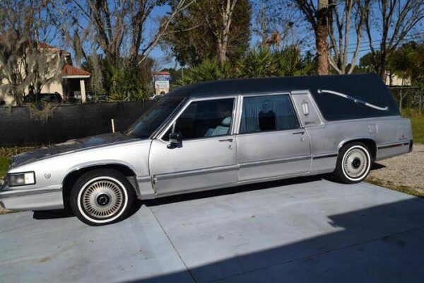 1991 cadillac fleetwood victoria s s 16