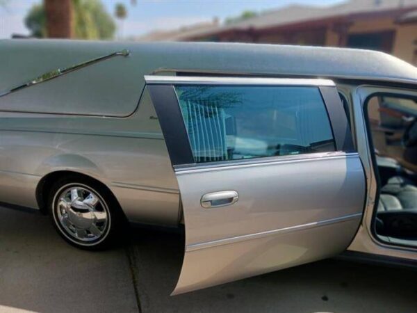 2002 cadillac hearse hearse 6