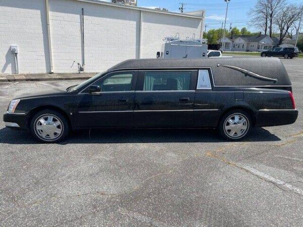 2006 cadillac hearse superior 11