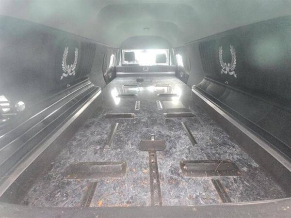 2008 cadillac hearse s s 8